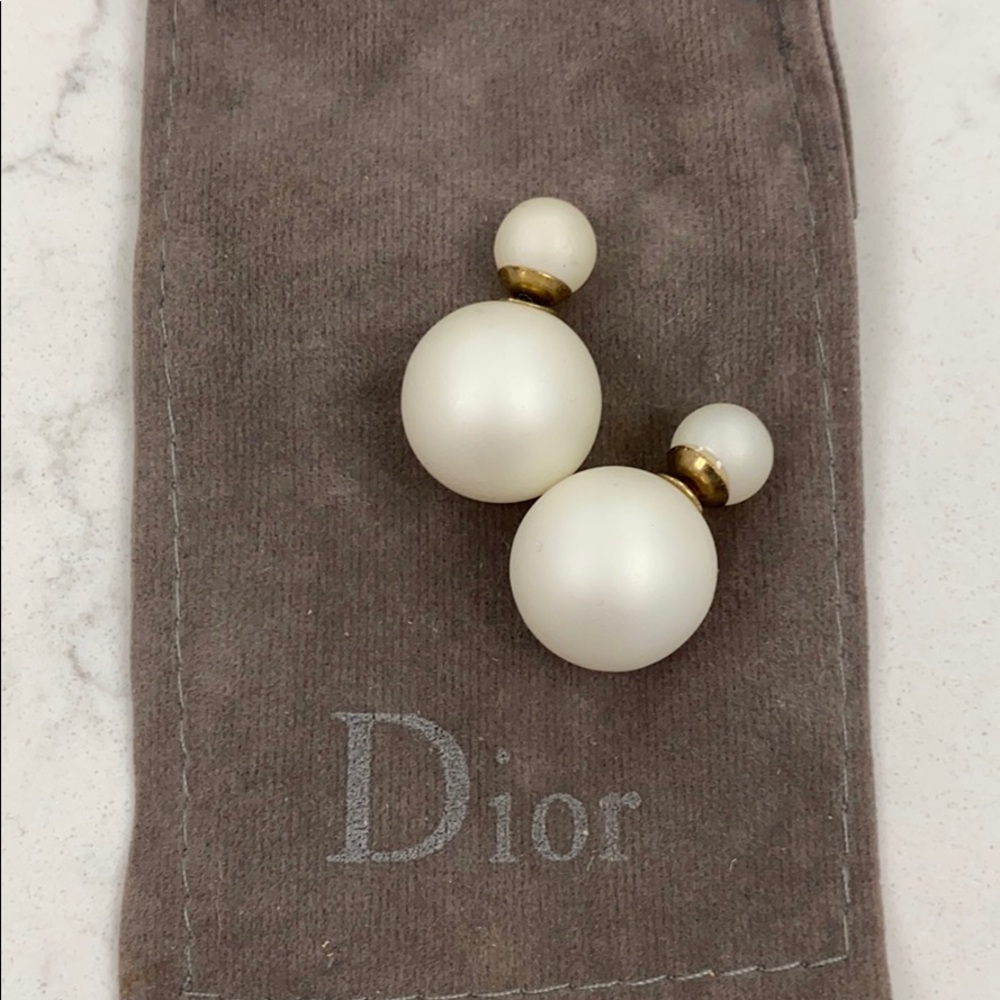 Tribal Ball Earring Matte White